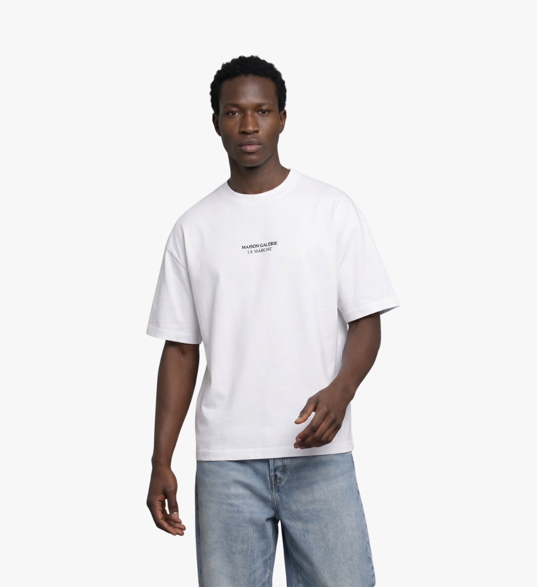 Le marché Tee White